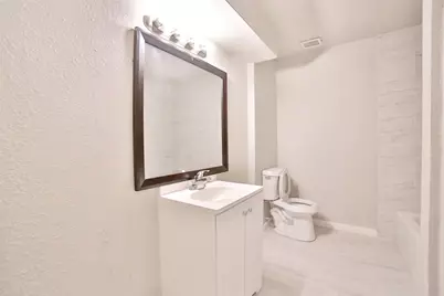 9409 Kentshire Drive, Houston, TX 77078 - Photo 16