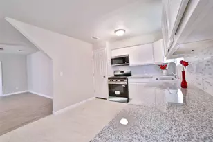 9409 Kentshire Dr, Houston, TX 77078 - Photo 6