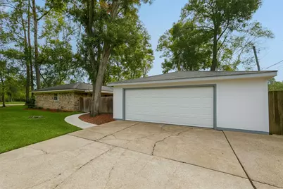 1819 Papoose Trail, Crosby, TX 77532 - Photo 4