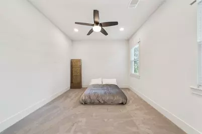 620 E 26th Street, Houston, TX 77008 - Photo 28