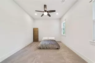 620 E 26th St, Houston, TX 77008 - Photo 28