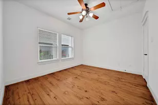 108 Riley Ln, Houston, TX 77003 - Photo 16