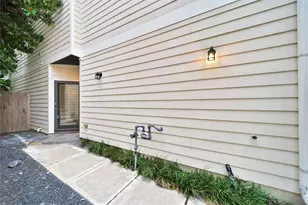 108 Riley Ln, Houston, TX 77003 - Photo 18