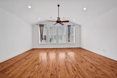 108 Riley Lane, Houston, TX 77003 - Photo 8