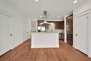 108 Riley Ln, Houston, TX 77003 - Photo 10