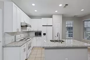 151 N Burberry Park Cir, Spring, TX 77382 - Photo 10
