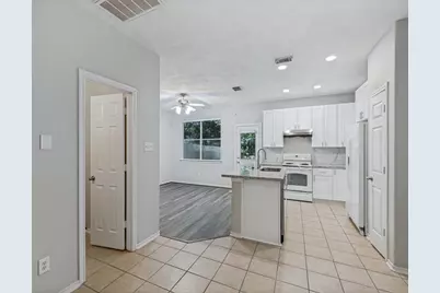 151 N Burberry Park Circle, Spring, TX 77382 - Photo 14