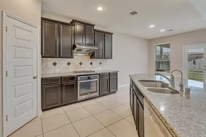 17602 Stamford Oaks Drive, Tomball, TX 77377 - Photo 4