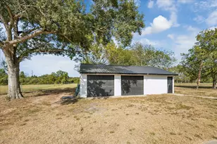 5844 Fm 949 Rd, Sealy, TX 77418 - Photo 20