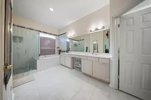 10003 Brookshore Ln, Pearland, TX 77584 - Photo 26