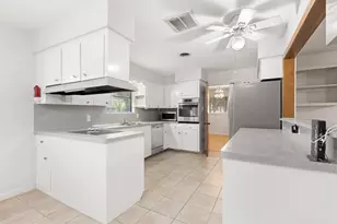 10310 Willowgrove Dr, Houston, TX 77035 - Photo 34