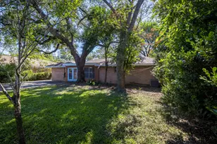10310 Willowgrove Dr, Houston, TX 77035 - Photo 2