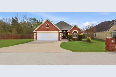 232 N Dixie Street, Brenham, TX 77833 - Photo 4