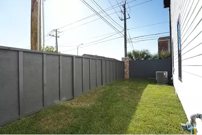9217 Washington Heights, Houston, TX 77063 - Photo 26