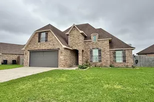 177 Sterling Ridge Dr, Nederland, TX 77627 - Photo 1
