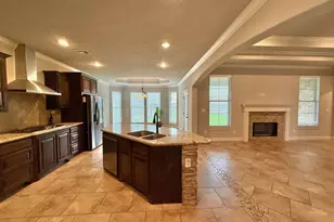 177 Sterling Ridge Dr, Nederland, TX 77627 - Photo 10