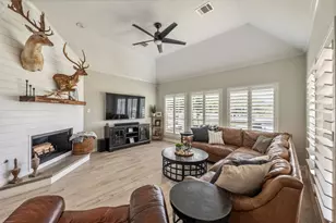 8775 Grand Lake Estates Dr, Montgomery, TX 77316 - Photo 16