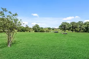 8775 Grand Lake Estates Dr, Montgomery, TX 77316 - Photo 30