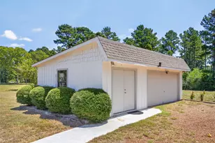 1253 Meadowview St, Crockett, TX 75835 - Photo 32