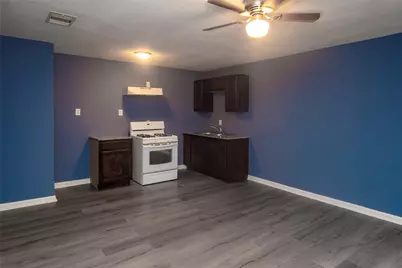 716 Hargest Street #B, Prairie View, TX 77446 - Photo 2