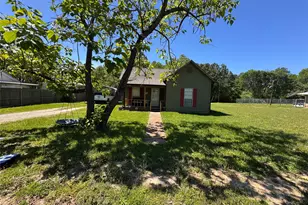 274 Magnolia Dr, Onalaska, TX 77360 - Photo 2