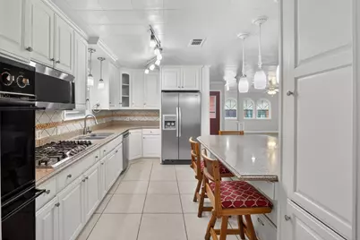 22 Willow Lane, Galveston, TX 77551 - Photo 6