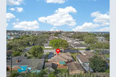 22 Willow Lane, Galveston, TX 77551 - Photo 4