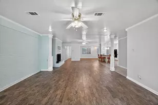 22 Willow Ln, Galveston, TX 77551 - Photo 16