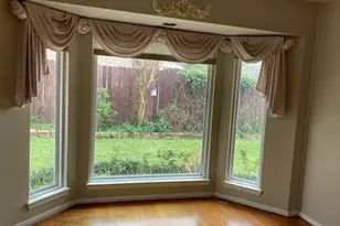 1709 Beaver Springs Ct, Houston, TX 77090 - Photo 2