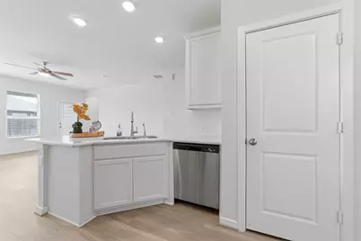 7819 Wyndham Harbor Court, Richmond, TX 77407 - Photo 18