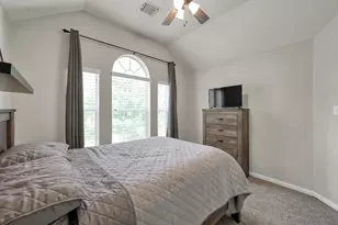 34 W Prairie Dawn Cir, The Woodlands, TX 77385 - Photo 28
