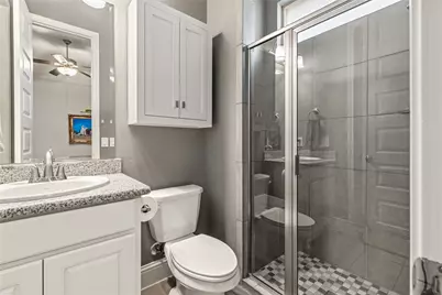 13702 Banks View Court, Houston, TX 77059 - Photo 32