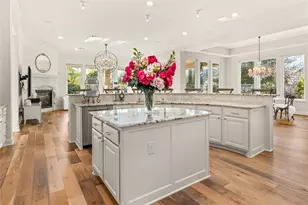 13702 Banks View Ct, Houston, TX 77059 - Photo 16