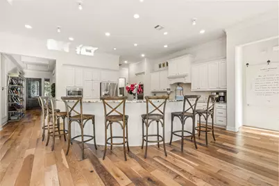 13702 Banks View Court, Houston, TX 77059 - Photo 18