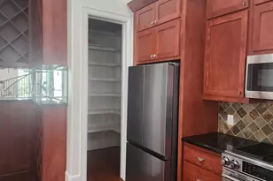 715 Reinicke St, Houston, TX 77007 - Photo 2