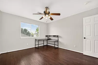 9710 Berkshire Trace, Pearland, TX 77584 - Photo 24