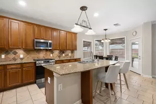 24647 Hampton Lakes Dr, Katy, TX 77493 - Photo 10