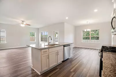 4334 W Bayou Maison Circle, Dickinson, TX 77539 - Photo 6