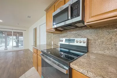 1407 Tiki Drive, Tiki Island, TX 77554 - Photo 18