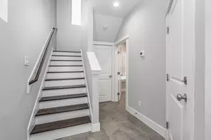 756 W Donovan St, Houston, TX 77091 - Photo 4