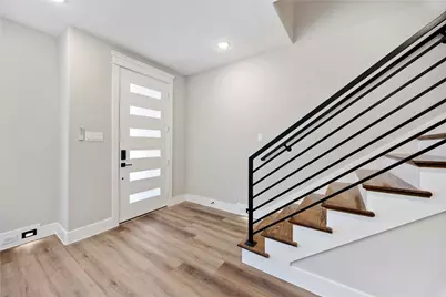 4624 Mayflower Street #A/B, Houston, TX 77033 - Photo 4