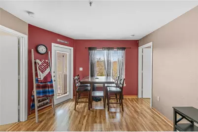 525 Southwest Parkway #302, College Station, TX 77840 - Photo 4