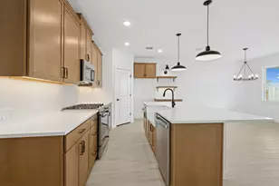 243 Ice Shr Trl, Dayton, TX 77535 - Photo 6