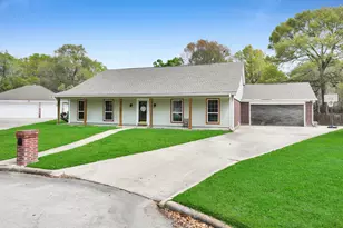 12708 Koawood Ln, Beaumont, TX 77713 - Photo 2