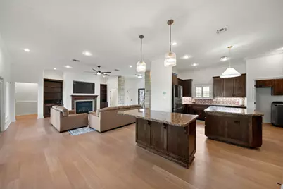 135 Wellspring Boulevard, Victoria, TX 77904 - Photo 12