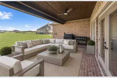 135 Wellspring Boulevard, Victoria, TX 77904 - Photo 4