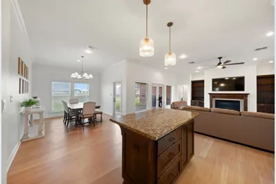 135 Wellspring Boulevard, Victoria, TX 77904 - Photo 14