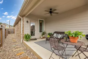 1569 Oakdale Crest Rd, Montgomery, TX 77316 - Photo 6