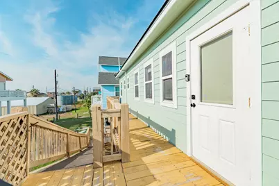 13111 Gulf Beach Drive, Freeport, TX 77541 - Photo 28