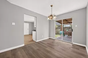 10814 Parkland Woods Dr, Sugar Land, TX 77498 - Photo 14